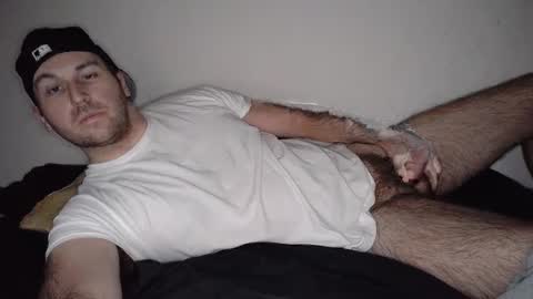 Snapshot of theetwohander chatting on February 27, 11:26 pm Theetwohander online show from February 27, 11:26 pm