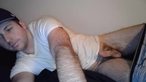 Snapshot of theetwohander chatting on March 4, 3:11 am Theetwohander online show from March 4, 3:11 am