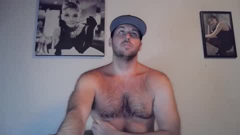 Snapshot of theetwohander chatting on September 16, 1:50 am Theetwohander online show from September 16, 1:50 am