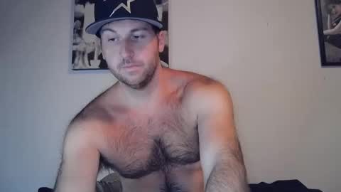 Snapshot of theetwohander chatting on September 21, 3:19 am Theetwohander online show from September 21, 3:19 am