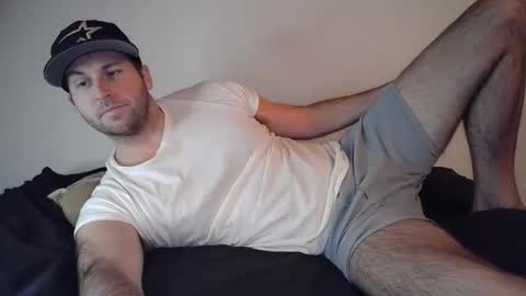 Snapshot of theetwohander chatting on November 2, 3:42 am Theetwohander online show from November 2, 3:42 am