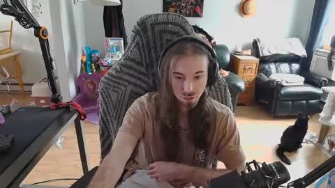 Snapshot of thefabuloussam chatting on November 28, 6:10 pm Thefabulousam Independent Model online show from November 28, 6:10 pm