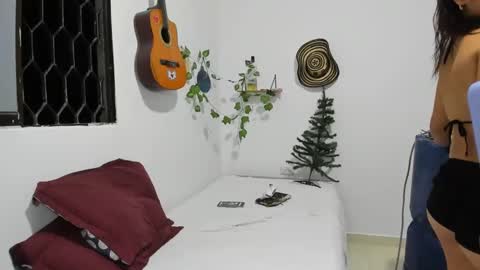 Snapshot of thefenix_jyk chatting on December 3, 3:52 am Ariamapola88 online show from December 3, 3:52 am