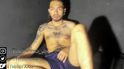 Snapshot of theferxxo_12 chatting on April 1, 11:46 pm independent Model online show from April 1, 11:46 pm