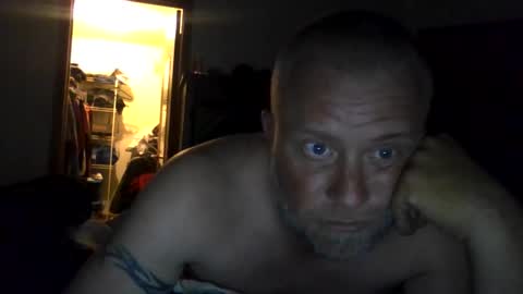Snapshot of theflirtinsquirts chatting on May 24, 11:21 pm EthicalNightOps online show from May 24, 11:21 pm
