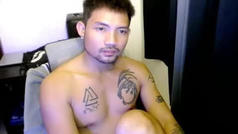 Snapshot of thefriskyasian chatting on September 18, 3:14 pm Jaycee online show from September 18, 3:14 pm