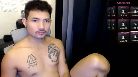 Snapshot of thefriskyasian chatting on September 24, 5:16 pm Jaycee online show from September 24, 5:16 pm