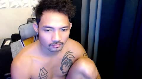 Snapshot of thefriskyasian chatting on September 25, 1:48 pm Jaycee online show from September 25, 1:48 pm