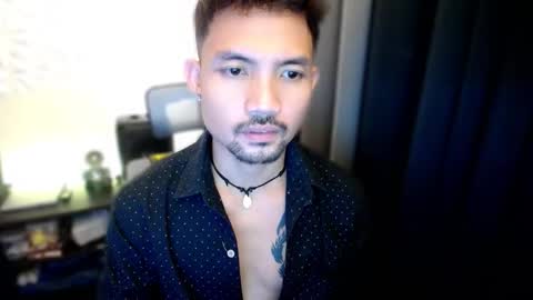 Snapshot of thefriskyasian chatting on October 8, 1:25 am Jaycee online show from October 8, 1:25 am