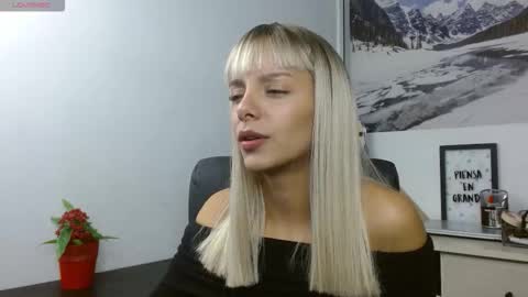 Peyton online show from November 3, 4:03 am