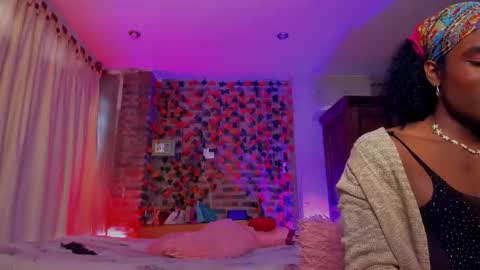 Goldie online show from January 6, 4:54 pm