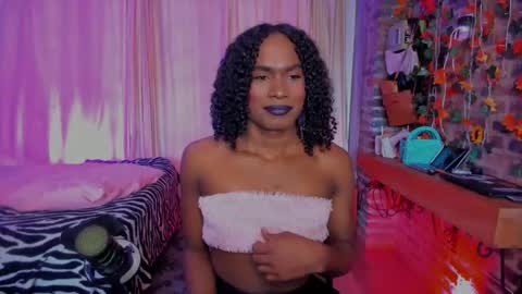 Goldie online show from March 19, 7:07 pm