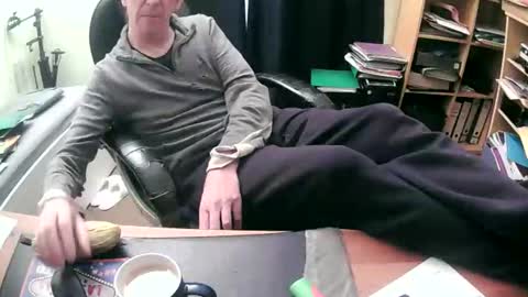 paul online show from November 17, 4:13 pm