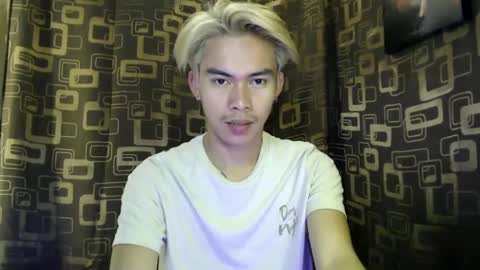 Snapshot of thegreatmouth chatting on December 10, 1:11 am JAY online show from December 10, 1:11 am