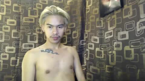 Snapshot of thegreatmouth chatting on January 15, 10:35 pm JAY online show from January 15, 10:35 pm