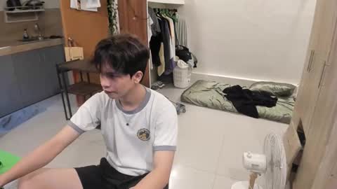 Snapshot of thegreenmagus chatting on October 21, 10:21 pm Green online show from October 21, 10:21 pm