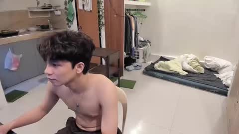 Snapshot of thegreenmagus chatting on November 11, 8:14 am Green online show from November 11, 8:14 am