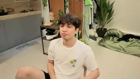 Snapshot of thegreenmagus chatting on November 20, 8:36 am Green online show from November 20, 8:36 am