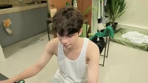 Snapshot of thegreenmagus chatting on November 21, 9:52 am Green online show from November 21, 9:52 am