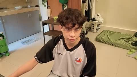 Snapshot of thegreenmagus chatting on January 15, 4:17 am Green online show from January 15, 4:17 am