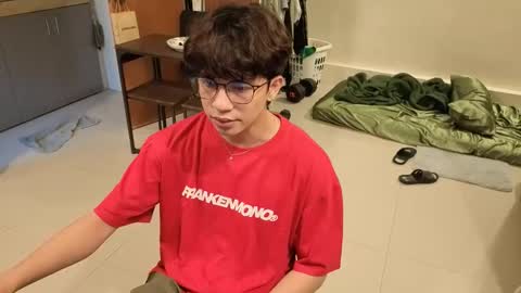 Snapshot of thegreenmagus chatting on February 1, 7:18 am Green online show from February 1, 7:18 am