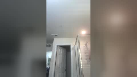 Snapshot of thehandyman951 chatting on March 20, 4:01 pm thehandyman951 online show from March 20, 4:01 pm