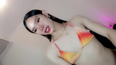 laisa online show from December 16, 10:29 am