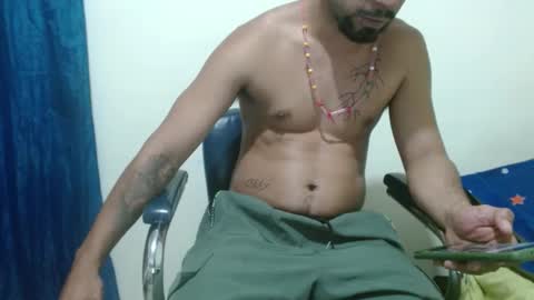 thehousedog online show from November 12, 2:34 am