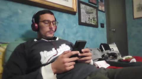 Snapshot of theitalianx95x chatting on December 1, 9:26 pm theitalianx95x online show from December 1, 9:26 pm