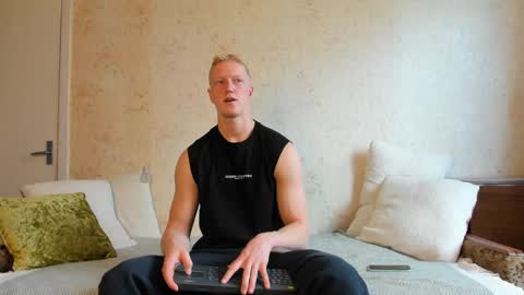 thejacob_d online show from April 30, 9:15 am