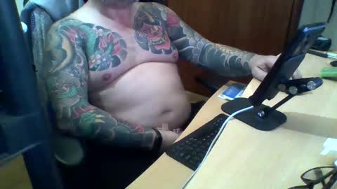 thekier online show from December 5, 8:55 pm