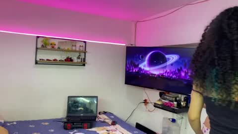 theking11220 online show from March 31, 12:27 pm