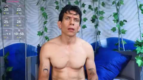 TheKing 39  online show from February 8, 3:32 am