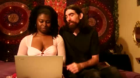 Snapshot of thekrisisingomorrah chatting on September 13, 9:36 pm thekrisisingomorrah online show from September 13, 9:36 pm