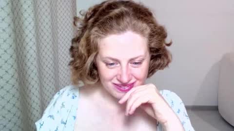 Ella online show from October 14, 7:53 am