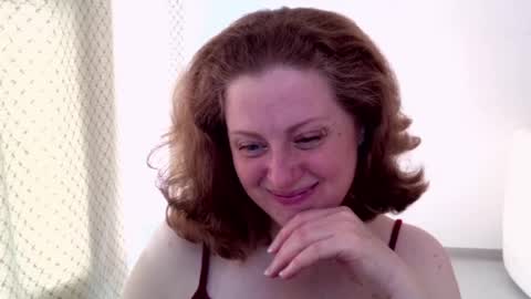 Snapshot of theladysblush chatting on April 12, 7:35 am Ella online show from April 12, 7:35 am