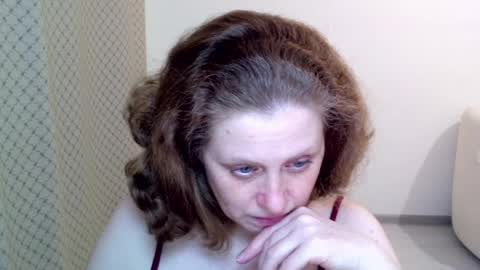 Snapshot of theladysblush chatting on April 18, 7:40 pm Ella online show from April 18, 7:40 pm