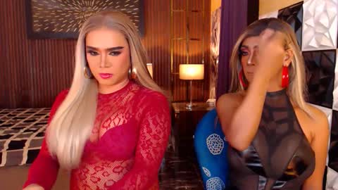 Snapshot of thelastdestroyerxx chatting on March 29, 8:09 pm Paula online show from March 29, 8:09 pm