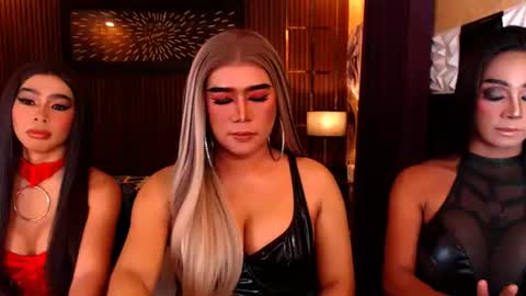 Snapshot of thelastdestroyerxx chatting on June 27, 10:09 am Paula online show from June 27, 10:09 am