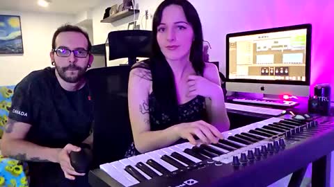 Snapshot of theleonkane chatting on March 21, 1:32 am theleonkane online show from March 21, 1:32 am