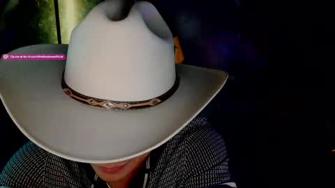 Snapshot of thelitoshowofficial chatting on March 22, 9:13 am thelitoshowofficial online show from March 22, 9:13 am