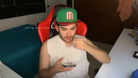 thelittlehot1 online show from December 18, 7:14 am