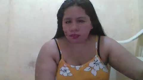 Snapshot of thelma794100 chatting on November 5, 10:32 pm thelma794100 online show from November 5, 10:32 pm