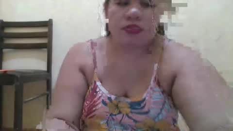 Snapshot of thelma794100 chatting on November 25, 1:05 am thelma794100 online show from November 25, 1:05 am