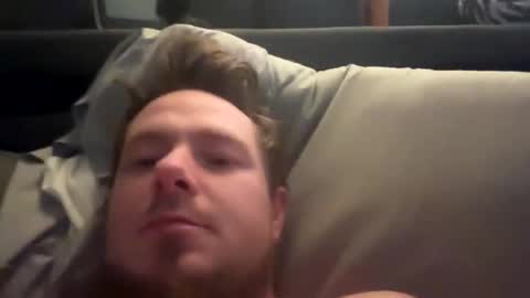 Snapshot of theman6789000 chatting on December 4, 3:43 pm theman6789000 online show from December 4, 3:43 pm