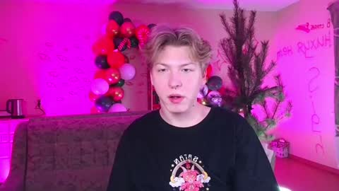 Snapshot of themikesever chatting on January 2, 5:50 pm Sever online show from January 2, 5:50 pm