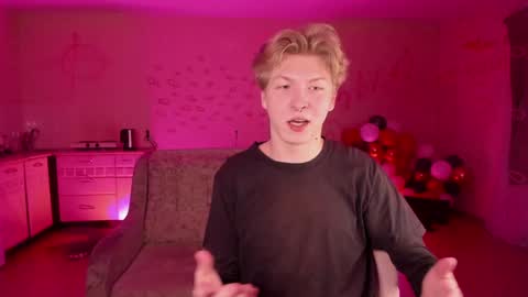 Snapshot of themikesever chatting on January 10, 6:49 pm Sever online show from January 10, 6:49 pm