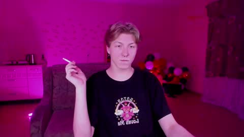 Snapshot of themikesever chatting on January 17, 6:33 pm Sever online show from January 17, 6:33 pm