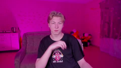 Snapshot of themikesever chatting on January 27, 11:00 pm Sever online show from January 27, 11:00 pm