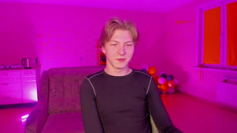 Snapshot of themikesever chatting on February 10, 5:09 pm Sever online show from February 10, 5:09 pm